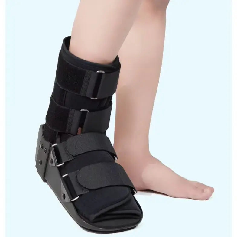 2026 Clinic Supplier Hot Sale Breathable Ankle Joint Stabilizer for Acute Ankle Sprains Conservative Walking Boot Protection